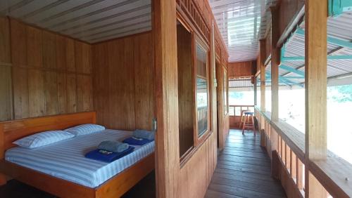 Tentena House | Banua Lida Homestay