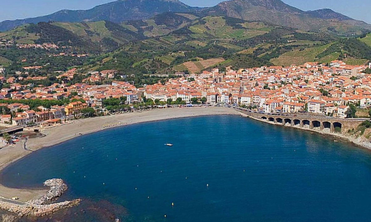 Banyuls-sur-Mer Villa | Banyuls-Sur-Mer Fabulous family villa. Short walk to beach. Private pool.