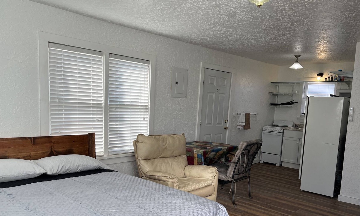 Dumas Apartment | Barbeque, Patio, Covered Parking, Pet Friendly,5 min from Airport & courtesy car