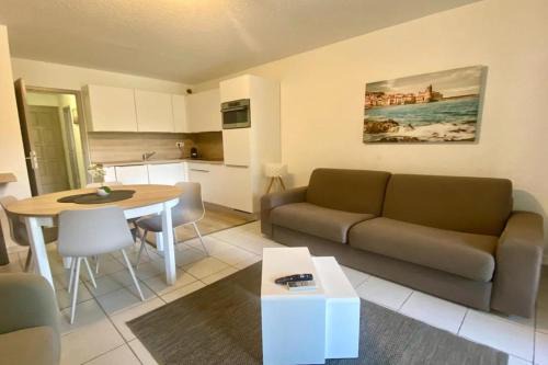Les Hauts de Canet Apartment | Barcaresa - Malibu Catalan T2 terrasse