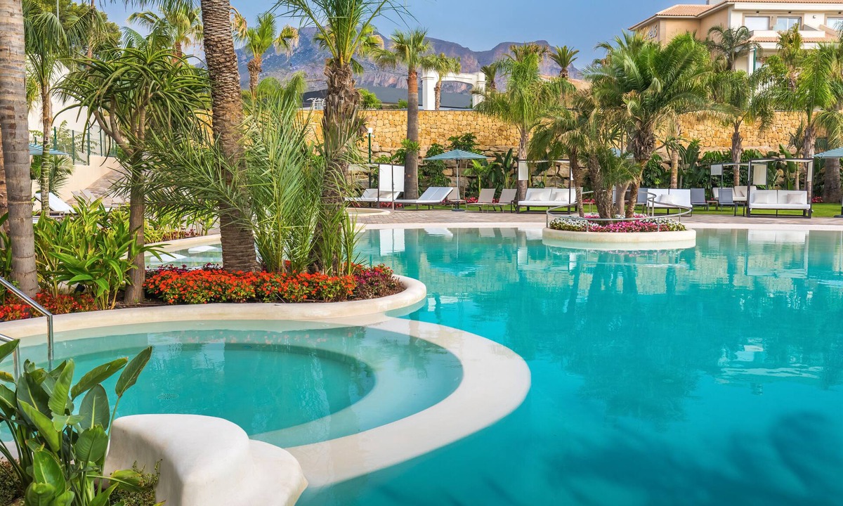 La Colina Hotel | Barceló La Nucia Palms – Adults Recommended