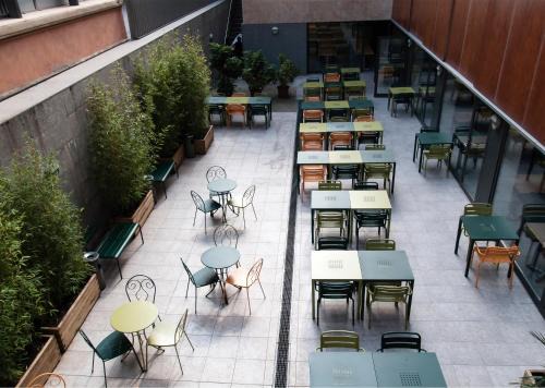 Les Corts Hostel | Barcelona Pere Tarrés Youth Hostel