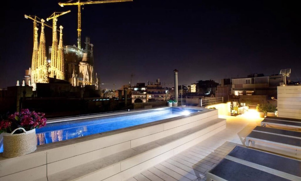 La Sagrada Familia Condo | Barcelona Sky Building! The perfect start point to discover Barcelona!