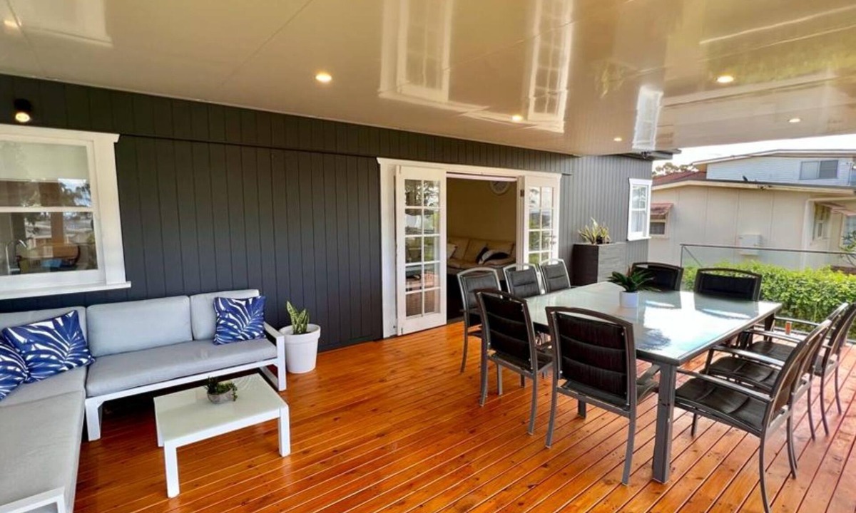 Vincentia House | Barefoot and Beach Bound!