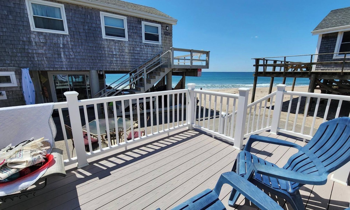 Jerusalem House | Barefoot Bungalow - Beachfront Vacation Home