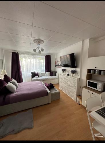 East Walworth House | Barker House