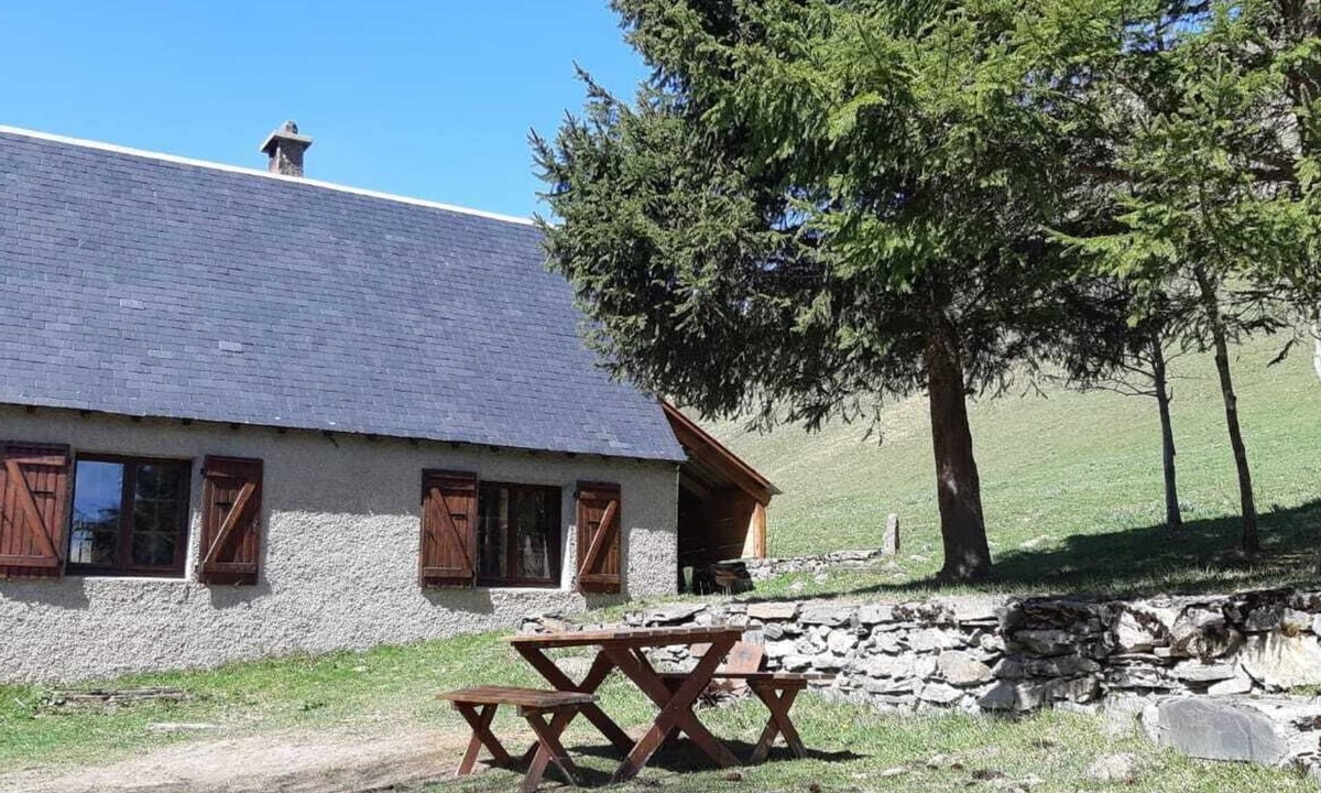Cadeilhan-Trachere Ski Chalet | Barn for rent Espiaube