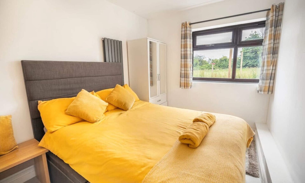 Little Bridgeford House | Barn House & Spacious & Countryside