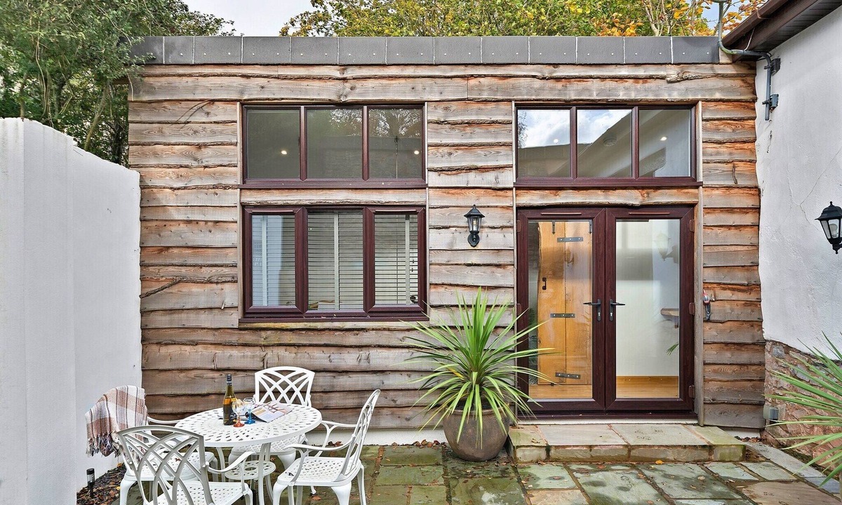 Burlescombe Cottage | Barn in Devon with Stargazing Bed