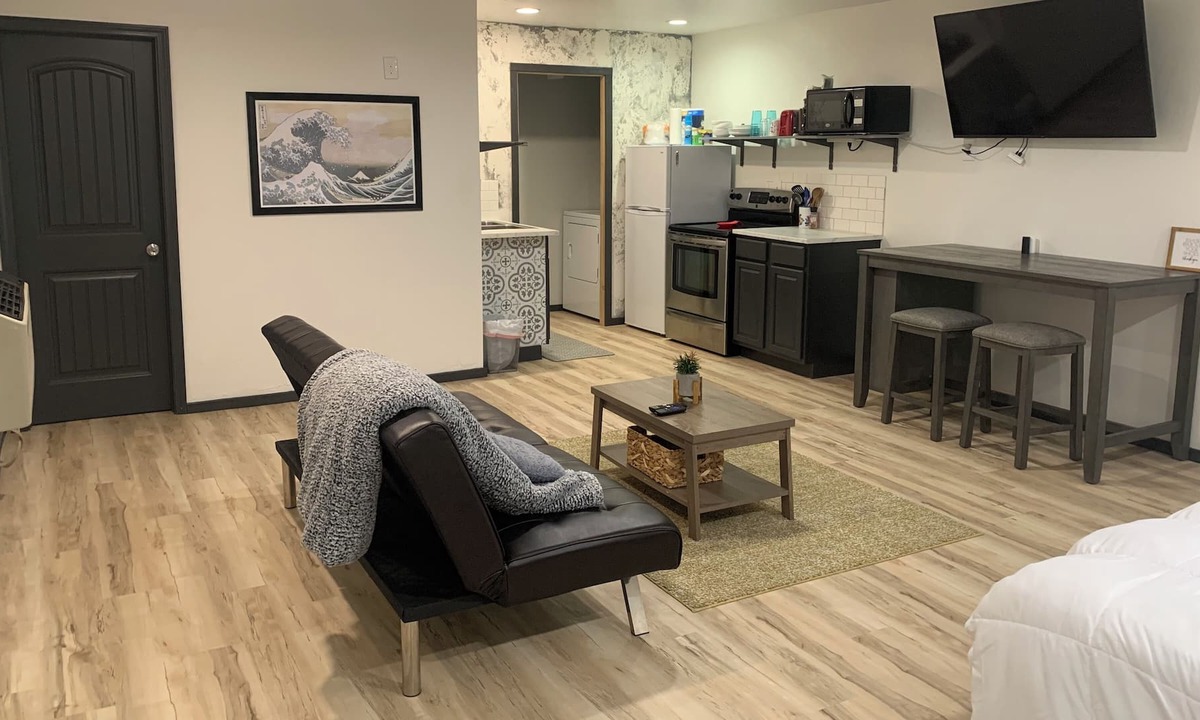 Blackwell Apartment | Barndo apartment