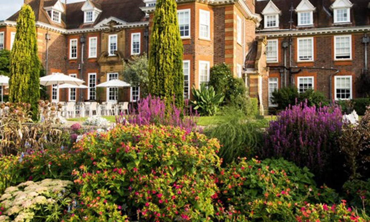 Wonersh Hotel | Barnett Hill - Luxury Hotel