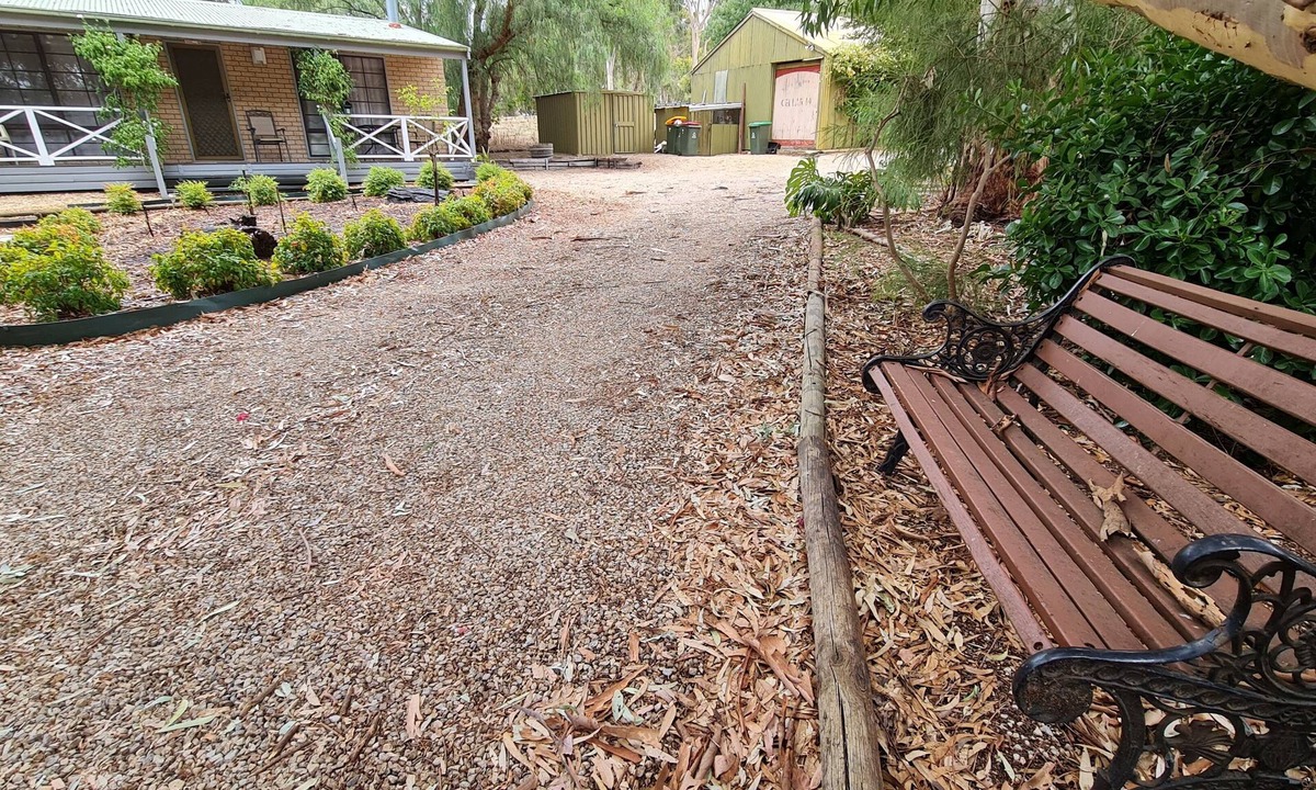 Lyndoch Cottage | Barossa Country Cottages