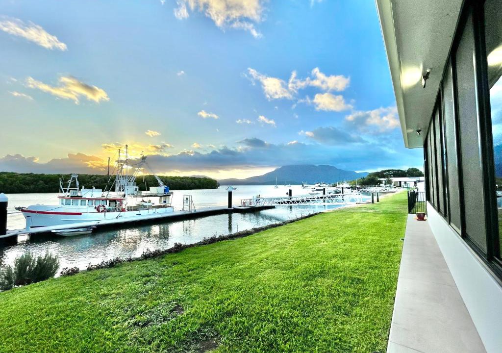 Lucinda House | Barra Waters 11