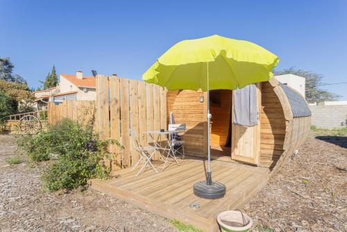 Saint-Andre Ski Chalet | Barrel Violet