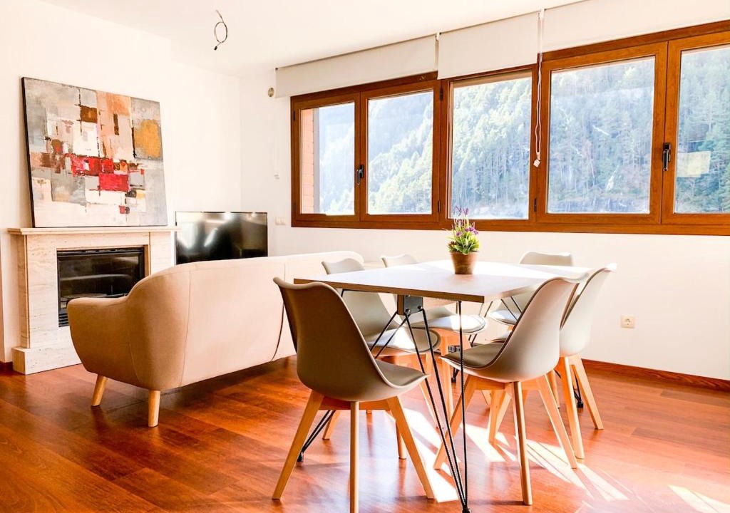 Arinsal Apartment | Barthe Holidays I Apartamento Moderno en Arinsal 5PAX I Ideal grupo o familia, Parking I Perafita