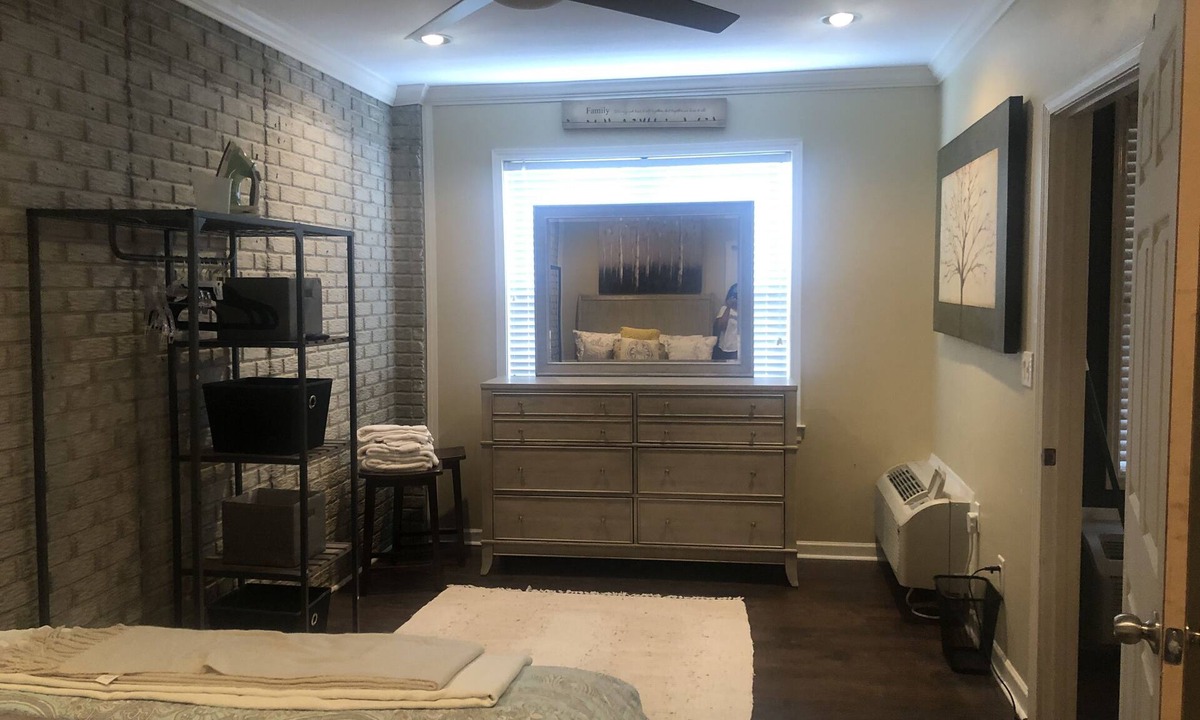 Fayetteville House | Basement apartment