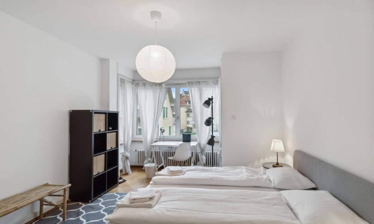 Sihlfeld Apartment | Basic Apartment in vibrant residential part of ZH!
