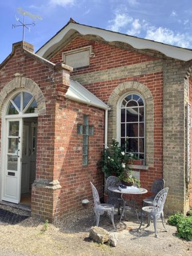 Westleton House | Basils Bolthole