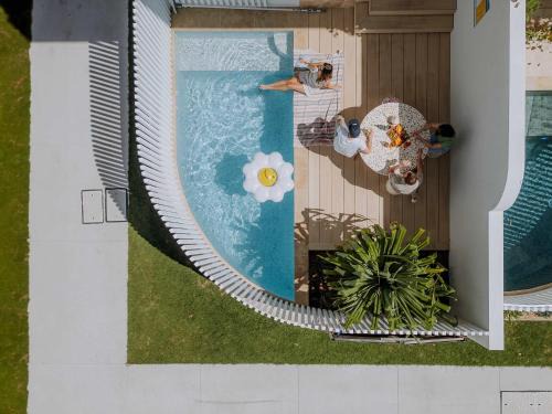 Burleigh Heads Villa | Bask at Burleigh