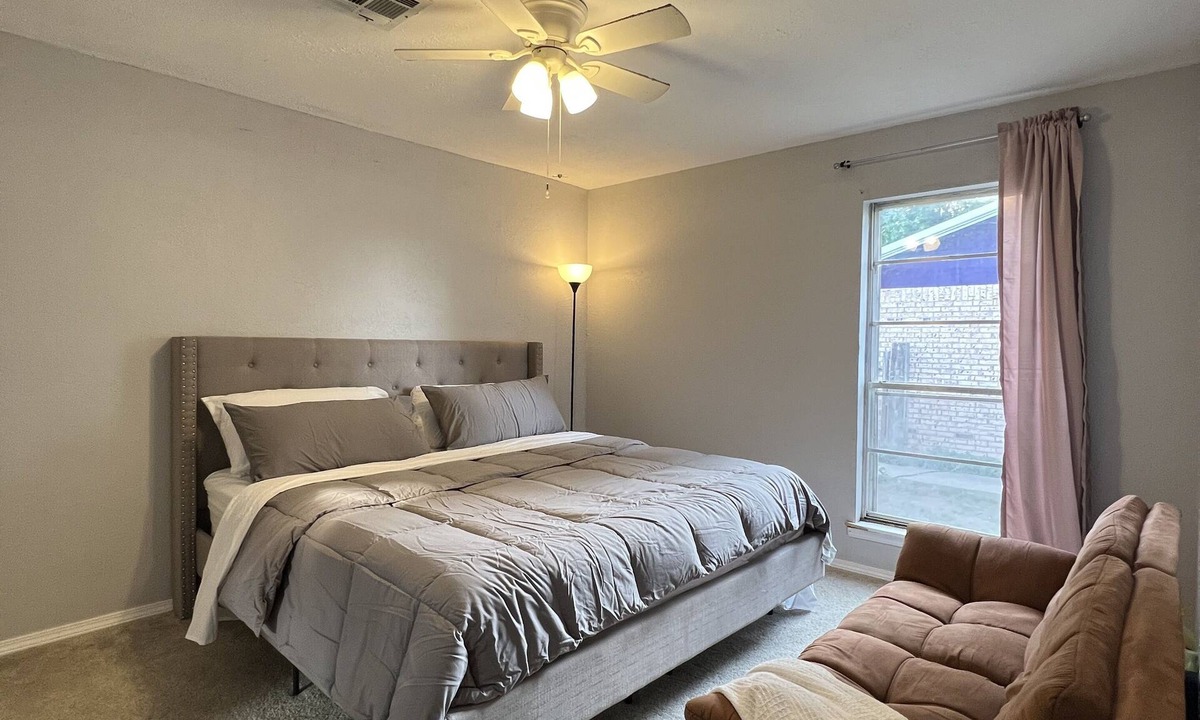 Harper County House | Basket Bungalow near walking trail family & pet friendly.