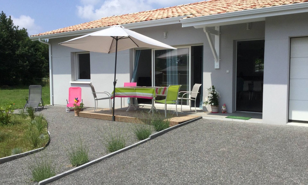 Audenge House | Bassin d'arcachon, a cozy little nest between dune du pyla and cap-ferret