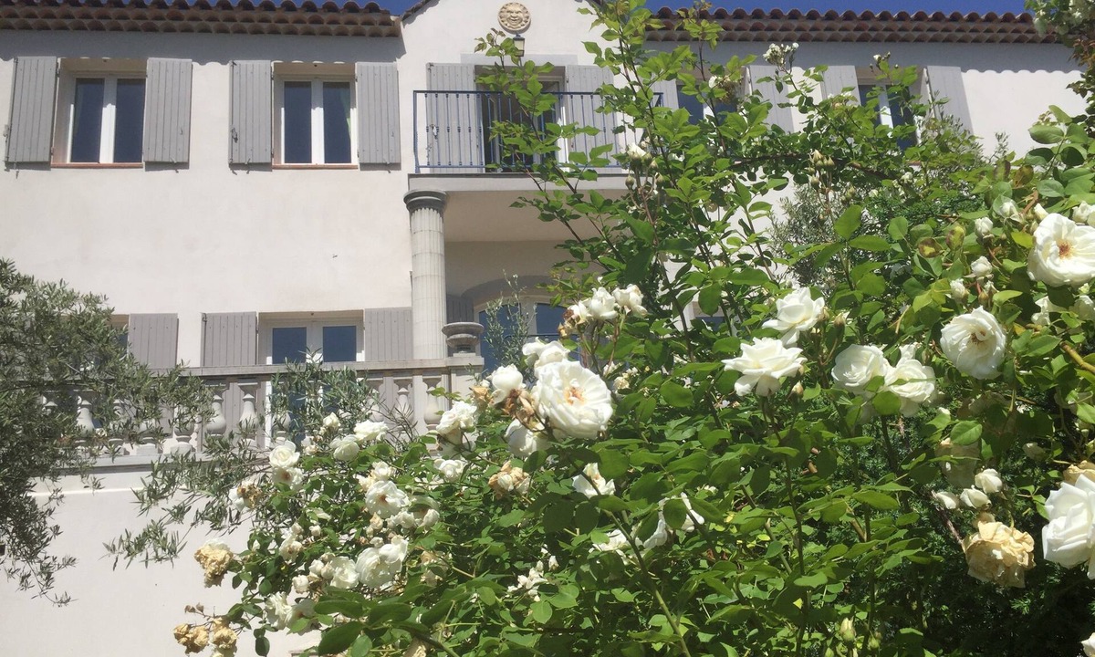 Manosque House | Bastide De Valvérane