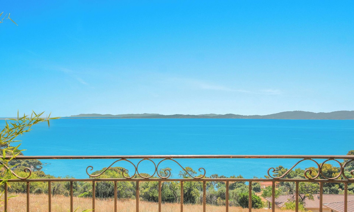 Carqueiranne Apartment | Batarelles 2, panoramic sea view!