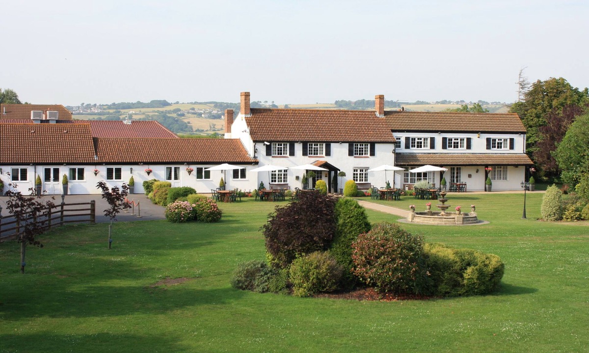 Lympsham Hotel | Batch Country House