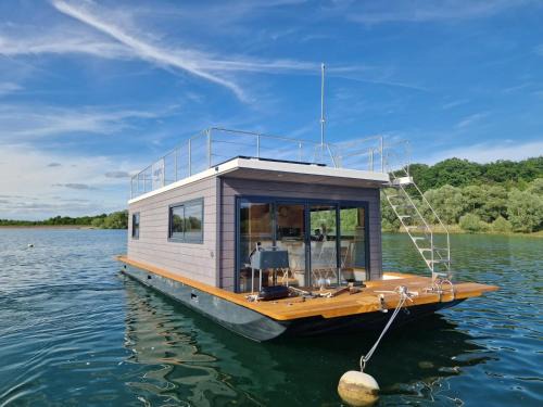 Eclaron-Braucourt-Sainte-Liviere Boat Rental | Bateau Lac du Der - Saint-Dizier- Navigation