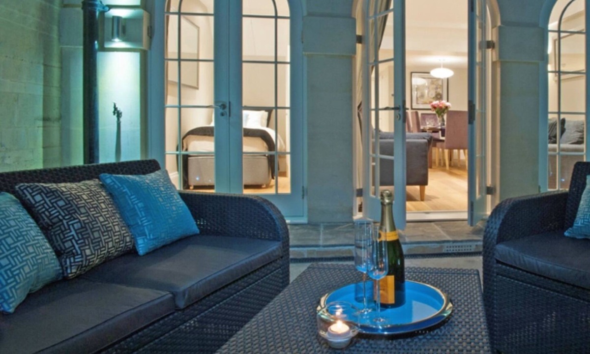 Upper Town Apartment | Bath Circle