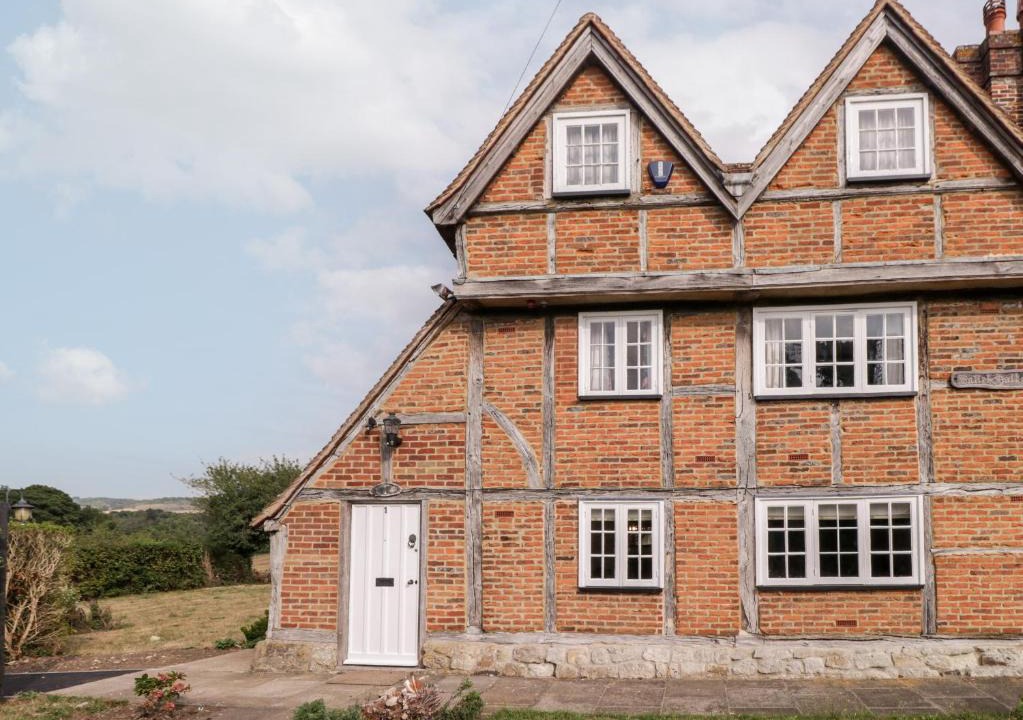Maidstone House | Battel Hall Cottage