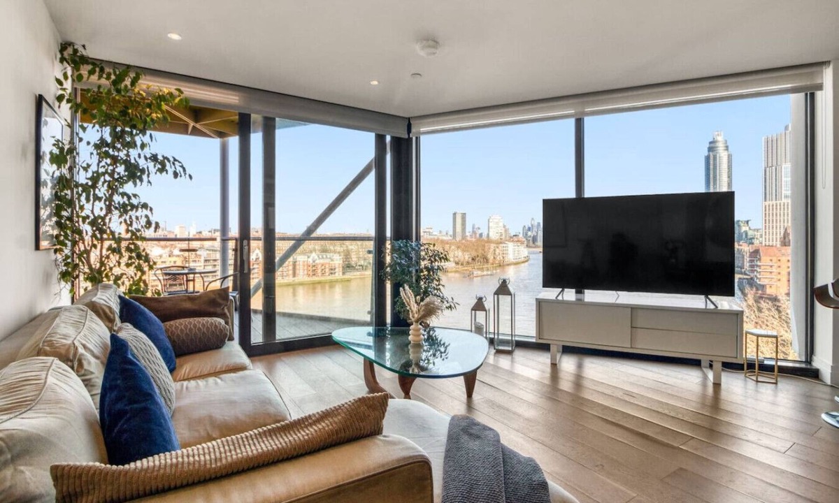 Vauxhall Condo | Battersea Power Station | River View | 2BR 2BA
