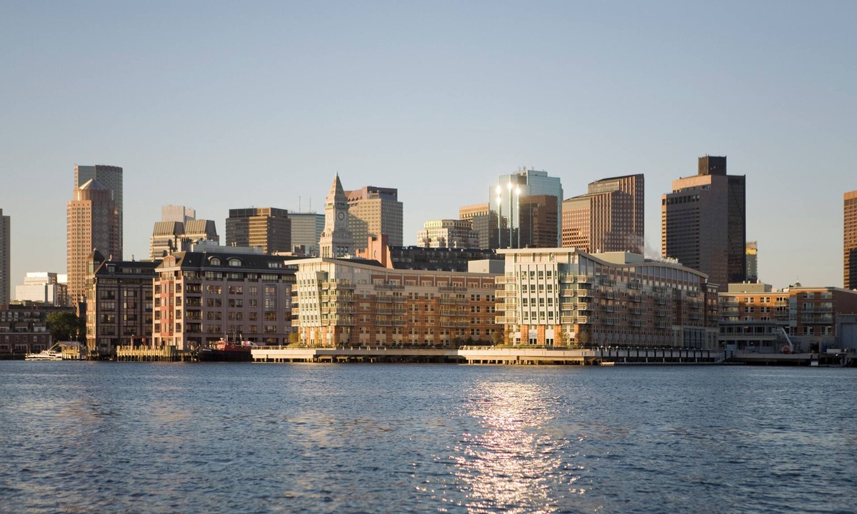 North End Hotel | Battery Wharf Hotel, Boston Waterfront
