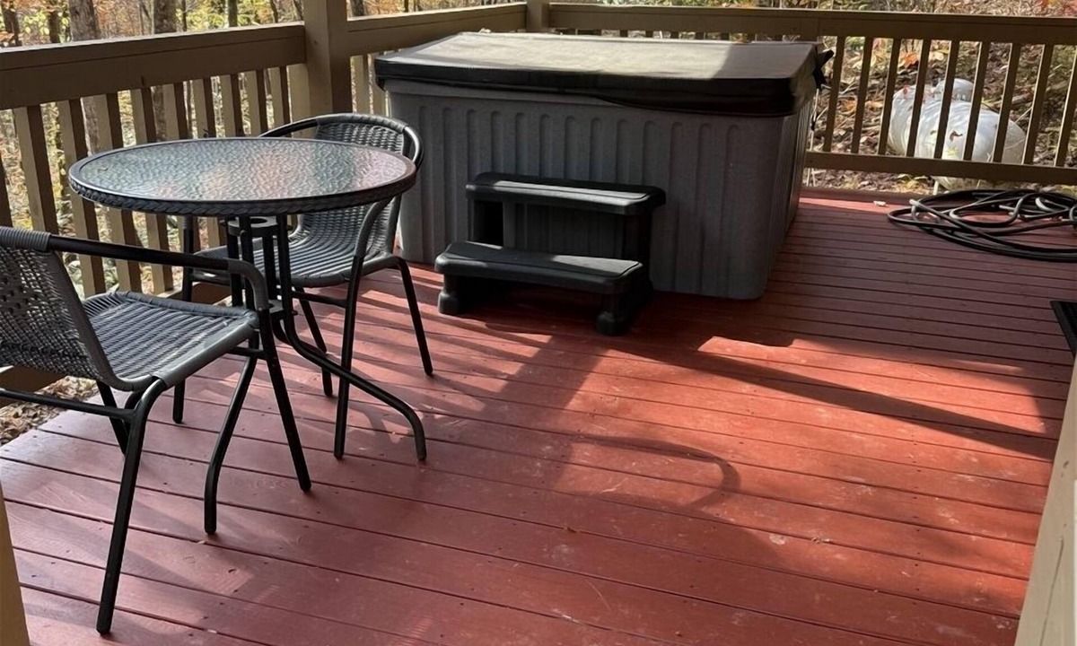 Sautee Nacoochee Cabin | Bavarian Hideaway 44