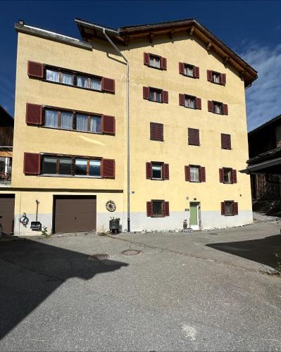 Riom-Parsonz Apartment | Bavegna