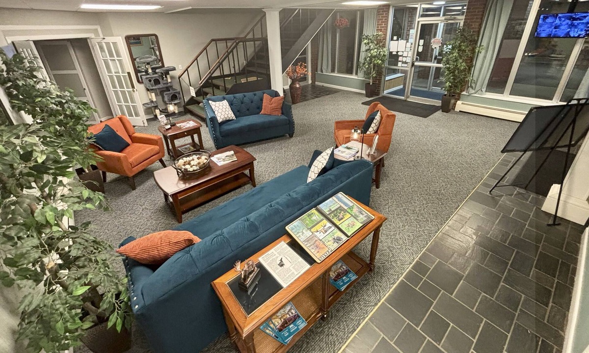 Sherman Station Hotel | Baxter Park Inn