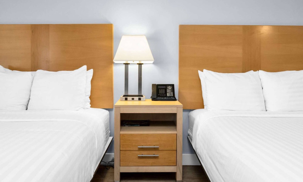 Millbrae Hotel | Bay Area Escape | 2 Doubles + Free Breakfast & Parking