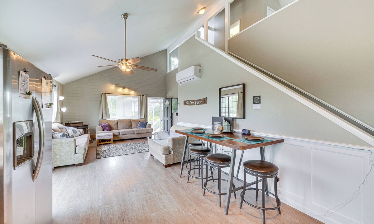 Greenwood Cottage | Bay Area Escape on 5 Acres: Pet Friendly, Views