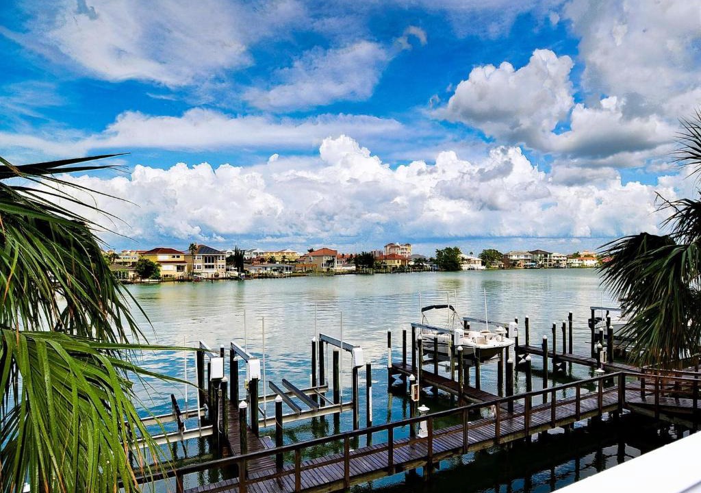 Clearwater Beach Apartment | Bay Harbor 202