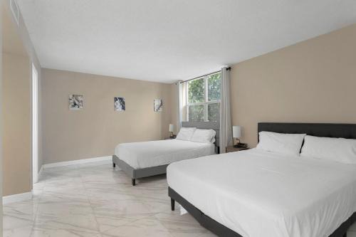 Bay Harbor Islands Apartment | Bay Harbor Sunset Apt 2A