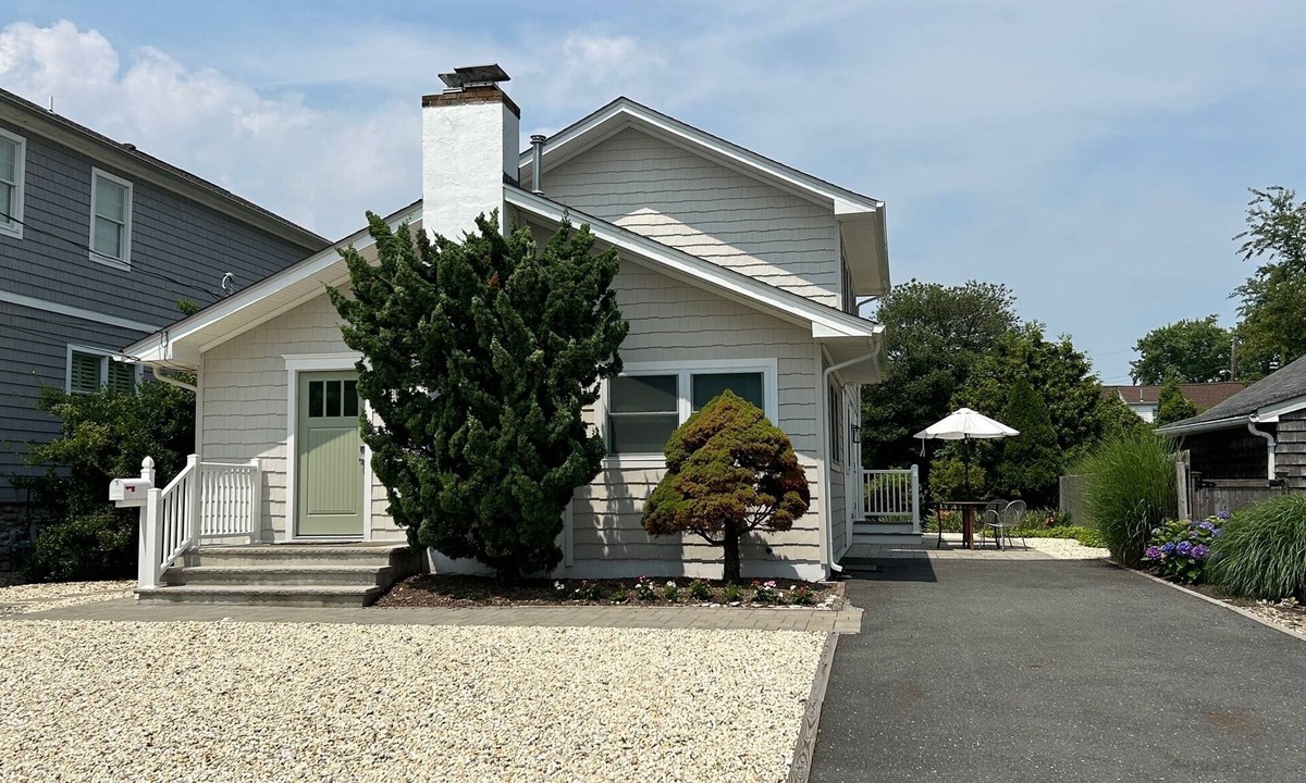 Avon House | Bay Head Renovated Beach House