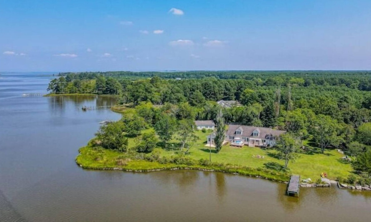 Onancock Villa | Bay House Onancock: A private waterfront escape.