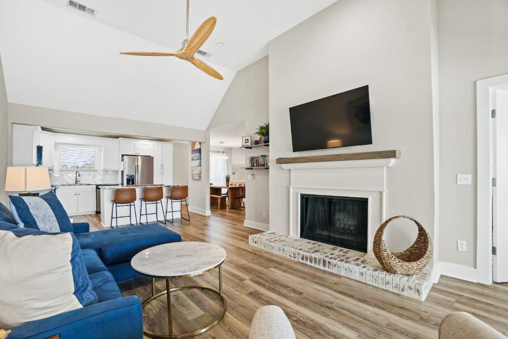 Upper Grand Lagoon Apartment | Bay Point Golf Villas by Panhandle Getaways