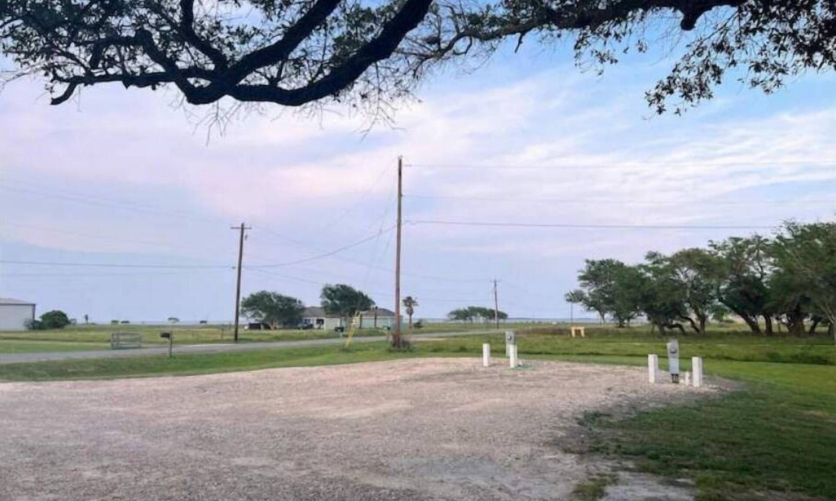 Rockport RV Rental | Bay View Camper Space RV Sites - 2 available