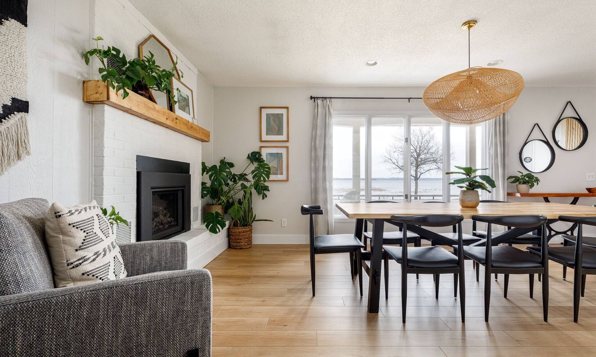 Suttons Bay House | Bay View, Family Fun, Backyard Firepit, Wineries