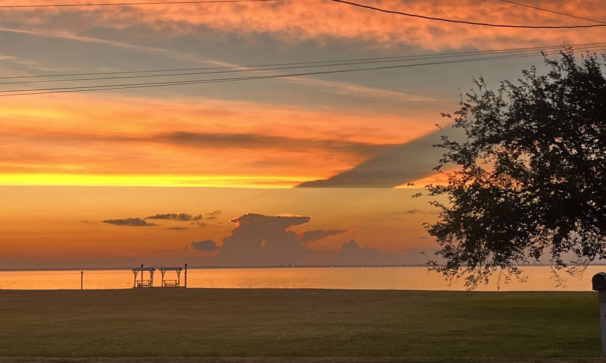 Port Lavaca House | Bay View Home with Pool near tranquil Carancahua Bay