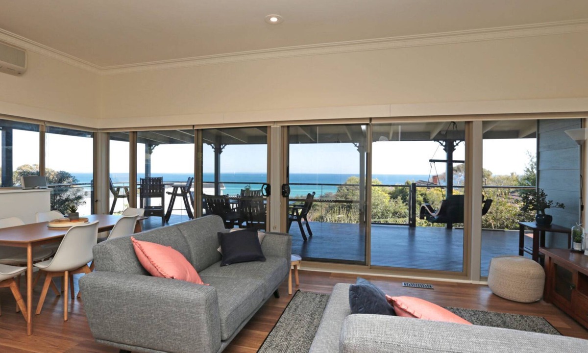 McCrae House | BAY VIEWS ON BROWNE MCCRAE