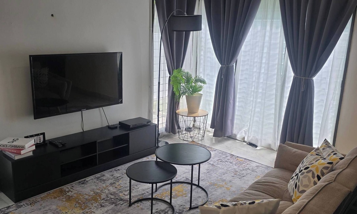 Kampung Sungai Nibong House | Bayan Lepas Getaway - Nature Views & BBQ Haven