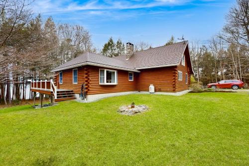 Bremen House | Bayberry Lakehouse