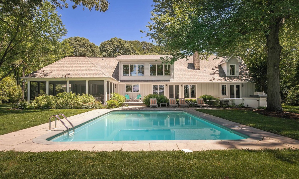 St. Michaels House | Baydream Believer